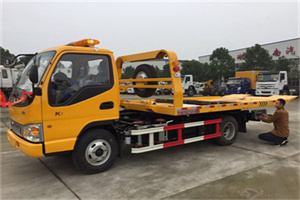 康桥镇哪里有拖车服务