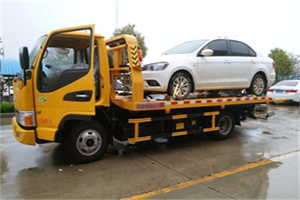 康桥镇附近拖车救援24小时服务热线